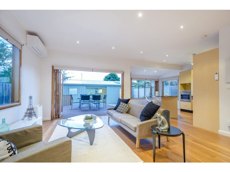 17 Challis Street, Newport VIC 3015
