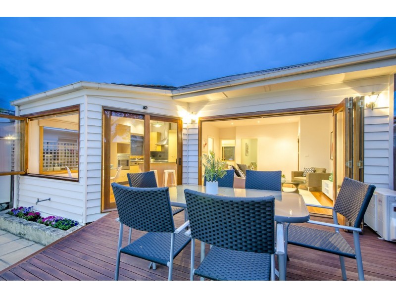 17 Challis Street, Newport VIC 3015
