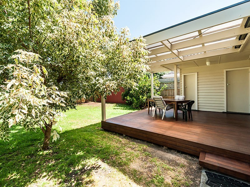 9a McNeilage Street, Spotswood VIC 3015