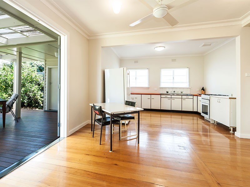 9a McNeilage Street, Spotswood VIC 3015