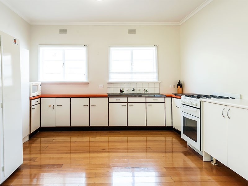 9a McNeilage Street, Spotswood VIC 3015