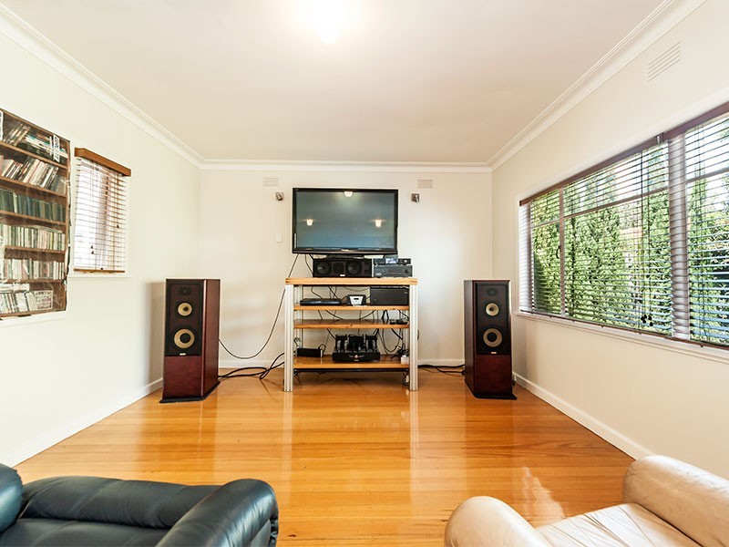 9a McNeilage Street, Spotswood VIC 3015