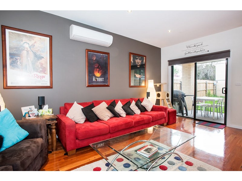 1/50 Conifer Avenue, Brooklyn VIC 3012