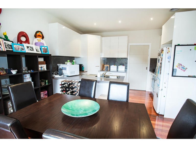 1/50 Conifer Avenue, Brooklyn VIC 3012