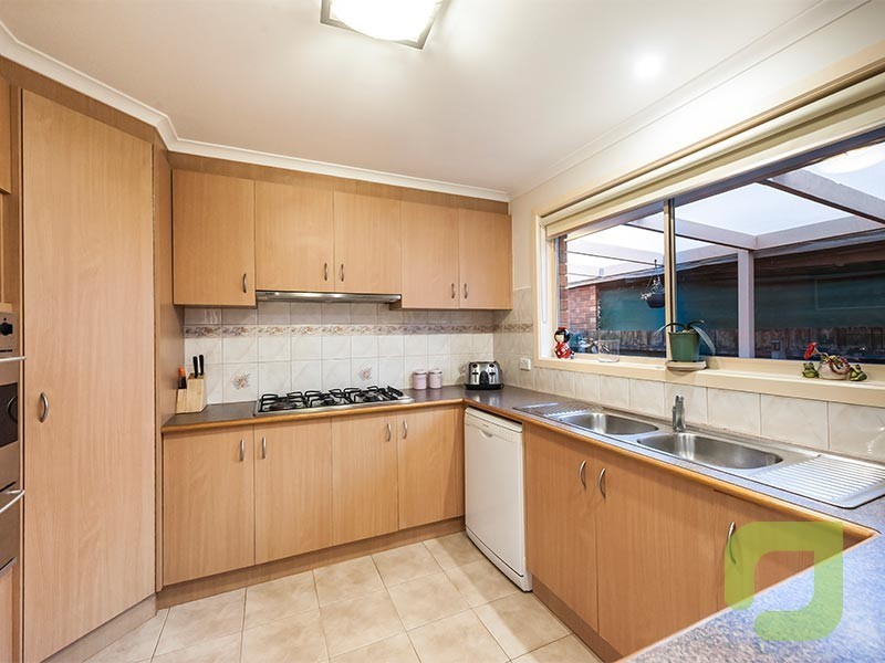 13 Myers Parade, Altona Meadows VIC 3028
