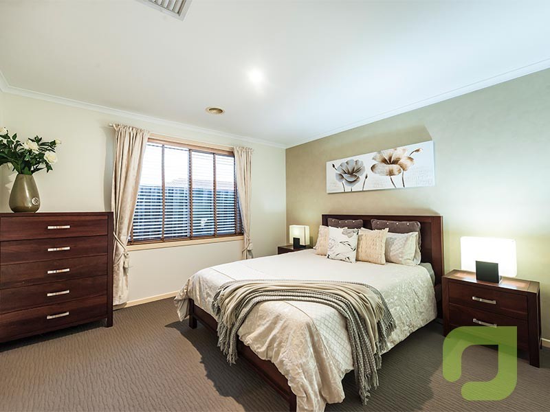 13 Myers Parade, Altona Meadows VIC 3028