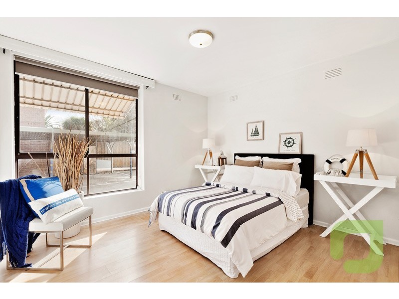 1/65 Melbourne Road, Williamstown VIC 3016