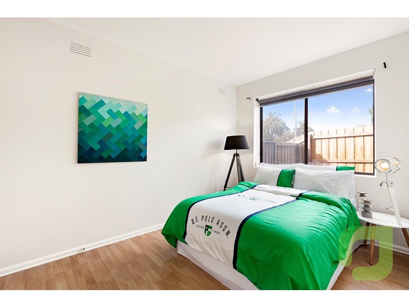 1/65 Melbourne Road, Williamstown VIC 3016