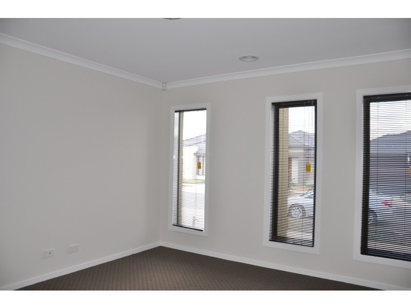 40 Glenfern Circuit, Truganina VIC 3029