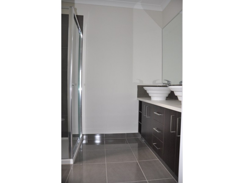 40 Glenfern Circuit, Truganina VIC 3029