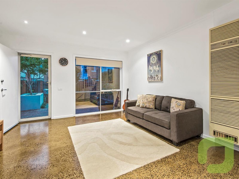 38/87 Nelson Place, Williamstown VIC 3016