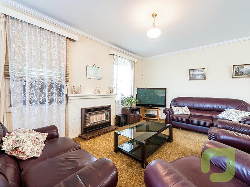 13 Croker Street, Newport VIC 3015