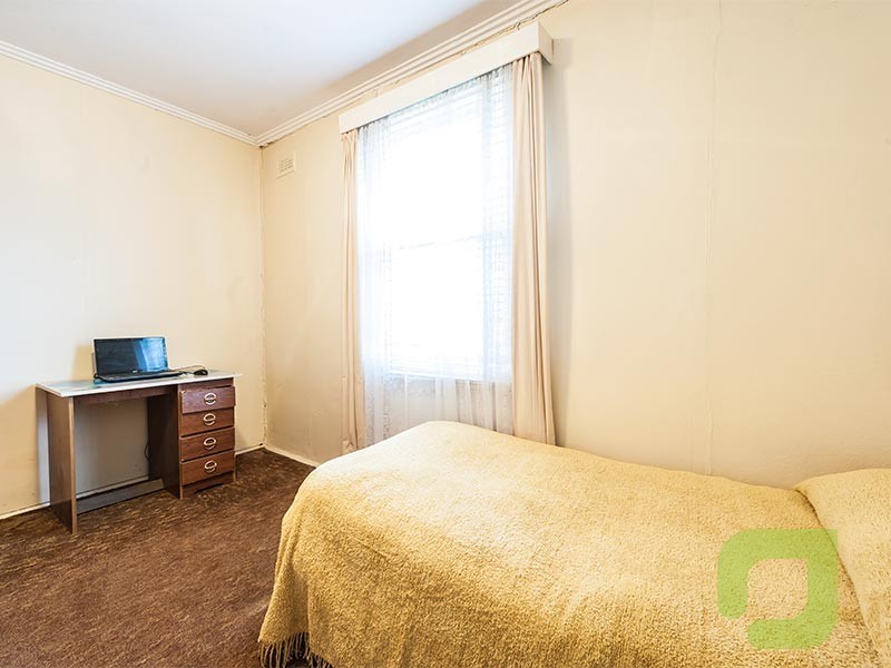 13 Croker Street, Newport VIC 3015