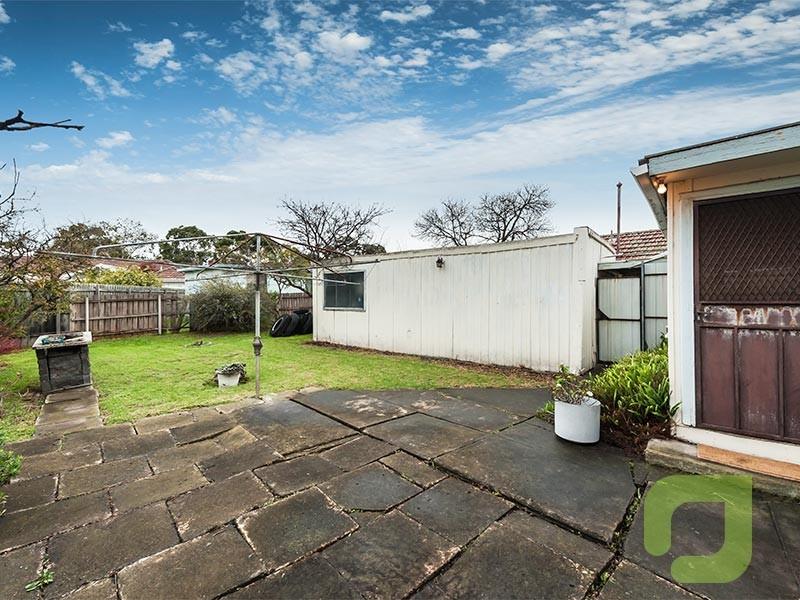 13 Croker Street, Newport VIC 3015