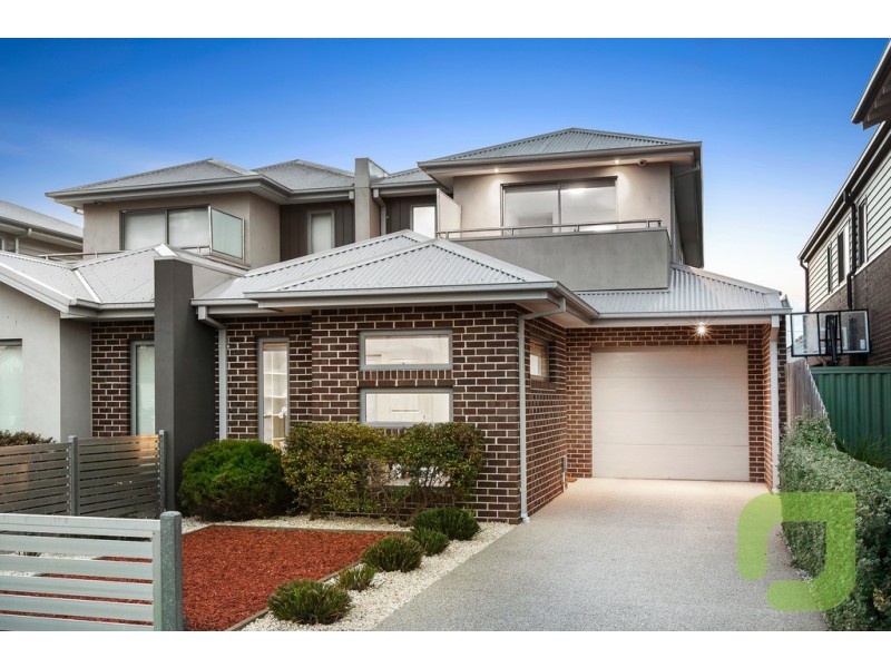 24 Severn Street, Newport VIC 3015