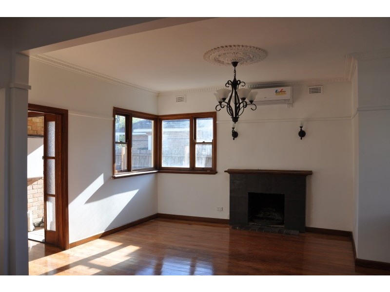 55 Wembley Avenue, Yarraville VIC 3013