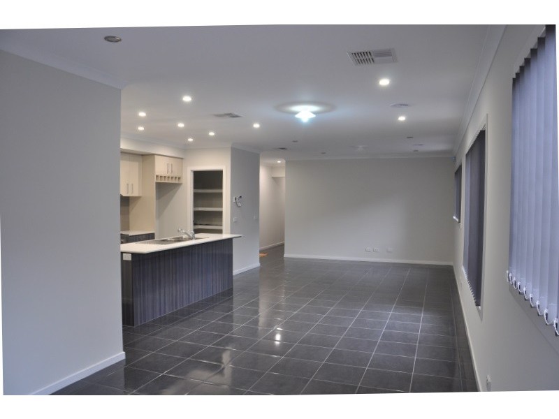 34 Glenfern Circuit, Truganina VIC 3029
