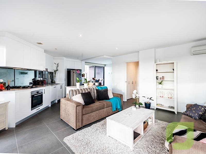 201/51 Sandown Road, Ascot Vale VIC 3032