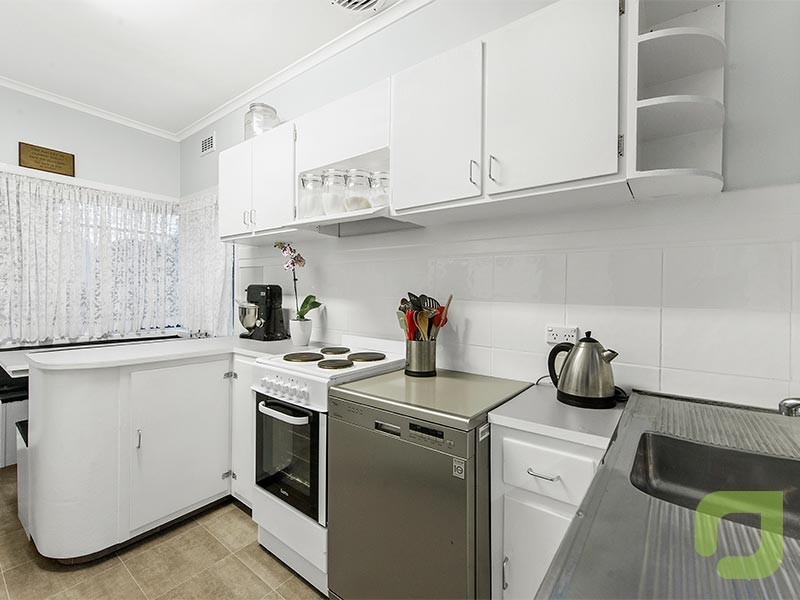 18 Austin Crescent West, Yarraville VIC 3013
