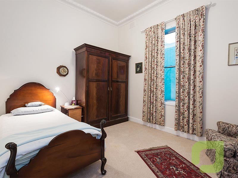 37 Oxford Street, Newport VIC 3015