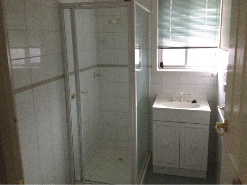 2/79 Vernon Street, South Kingsville VIC 3015