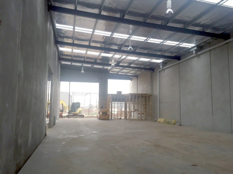 2/54 Baretta Road, Ravenhall VIC 3023