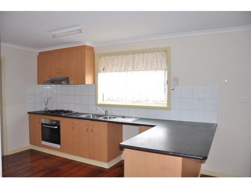 5/30 Nariel Road, Kings Park VIC 3021