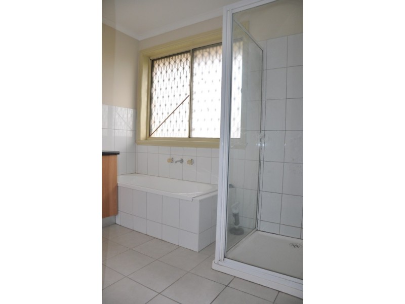 5/30 Nariel Road, Kings Park VIC 3021