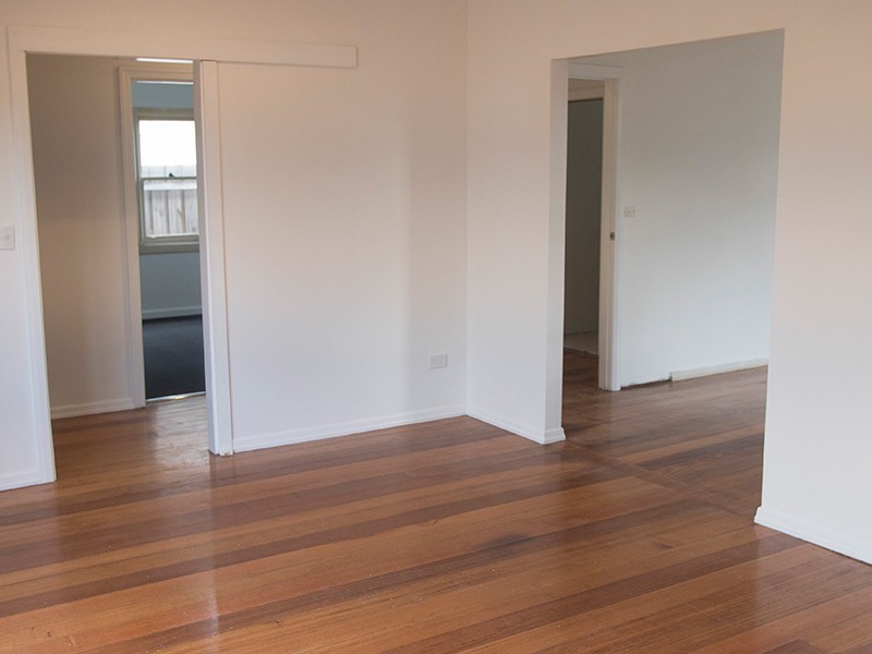 22 Almond Avenue, Brooklyn VIC 3012