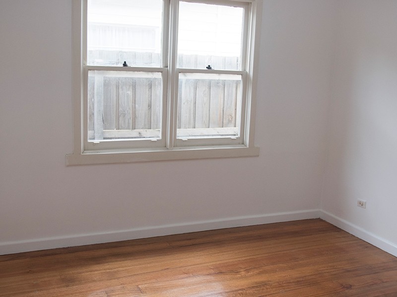 22 Almond Avenue, Brooklyn VIC 3012