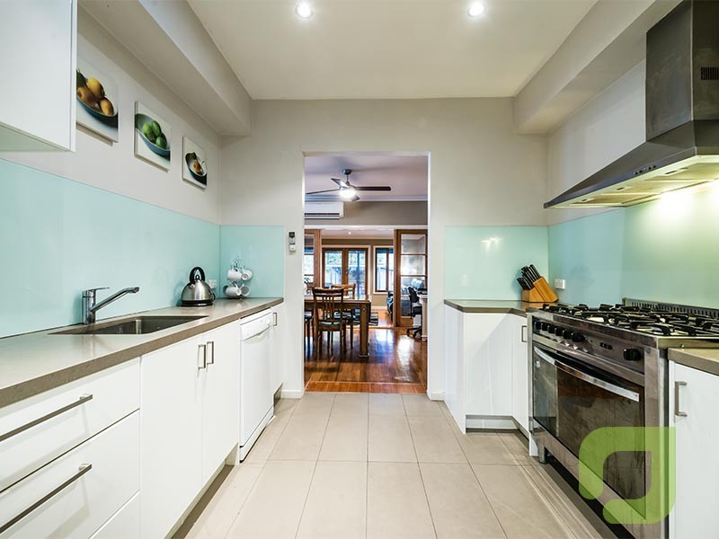 1 Dunbar Avenue, Sunshine VIC 3020