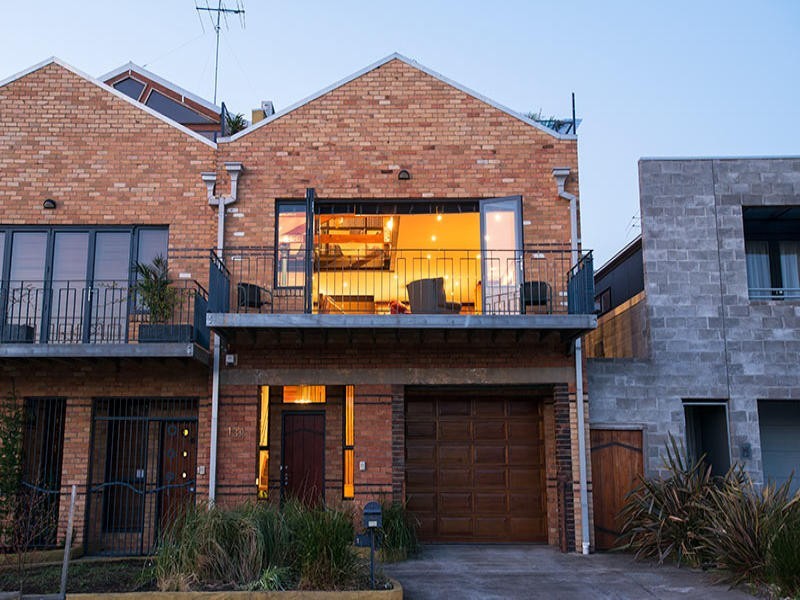 1/136-138 Charles Street, Seddon VIC 3011