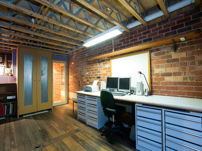 1/136-138 Charles Street, Seddon VIC 3011