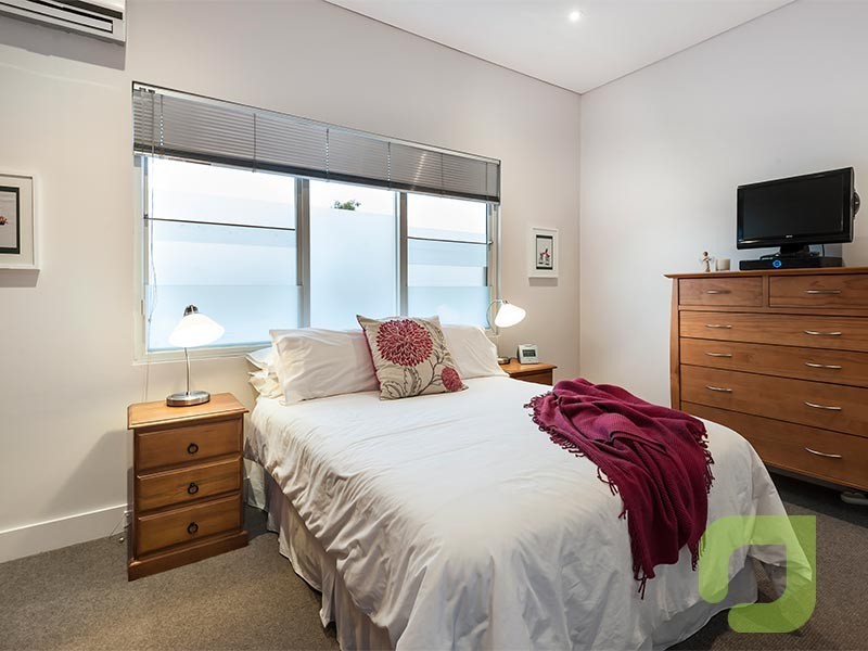 1/42 Simpson Street, Yarraville VIC 3013