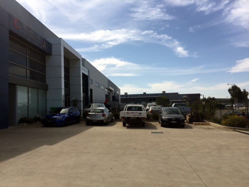 2/51 Venture Drive, Sunshine West VIC 3020