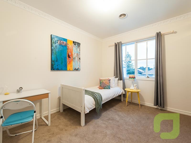 24 Stephenson Street, Spotswood VIC 3015