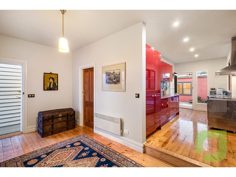 123 North Road, Newport VIC 3015