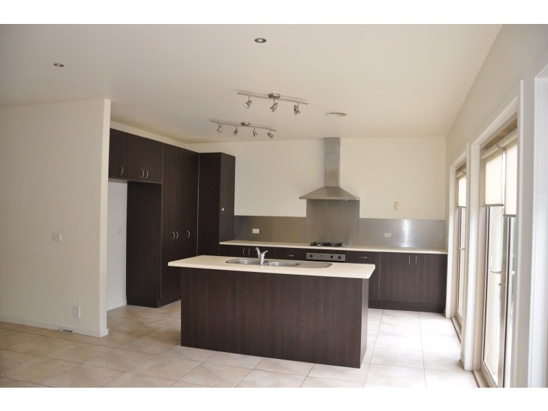 3 Portmans Lane, Point Cook VIC 3030