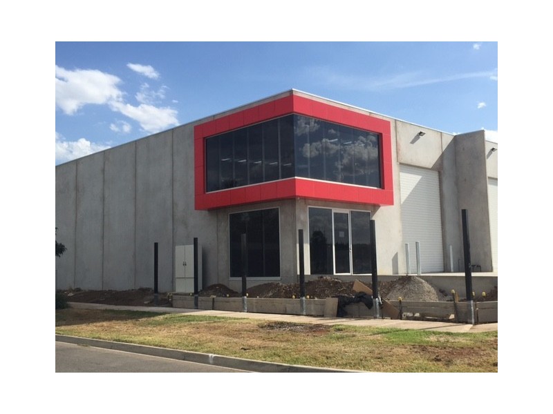 3/13 Independent, Ravenhall VIC 3023