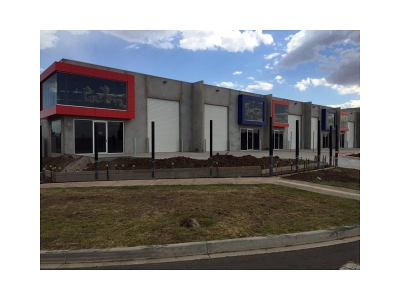 3/13 Independent, Ravenhall VIC 3023