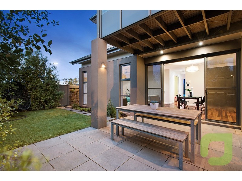 25 Sunset Drive, Williamstown VIC 3016