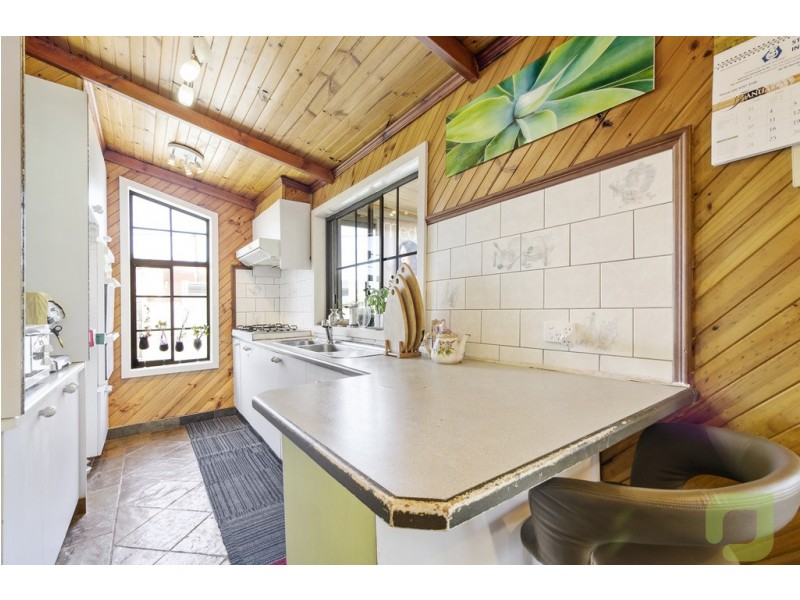 1 Dunedin Street, Maidstone VIC 3012