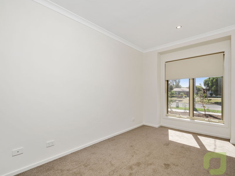 157 Grieve Parade, Altona VIC 3018