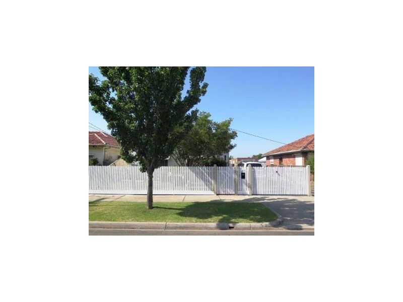 49 Ford Street, Newport VIC 3015