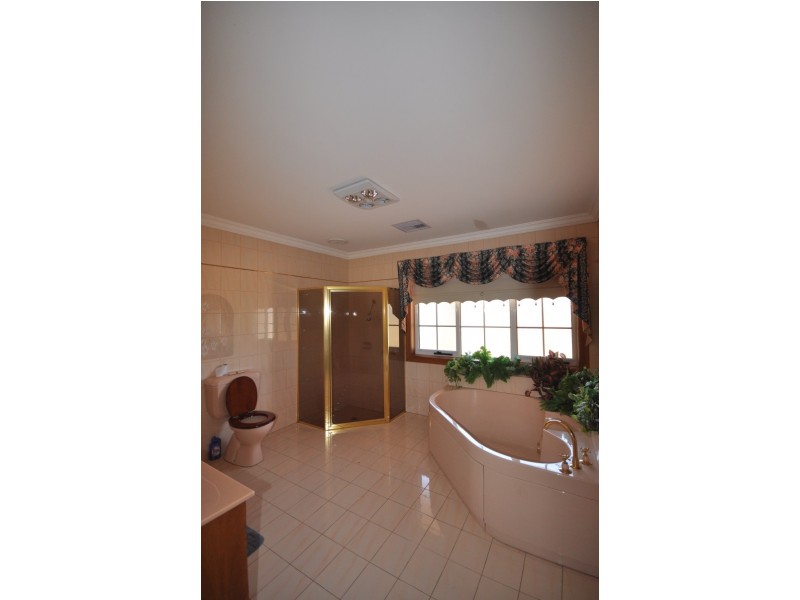 1616 Boundary Road, Mount Cottrell VIC 3024