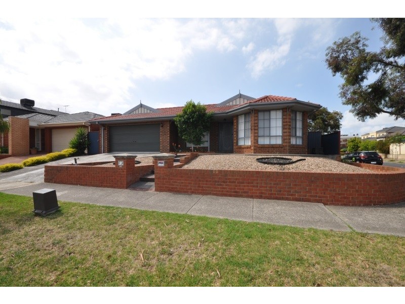 7 Settlers Way, Cairnlea VIC 3023
