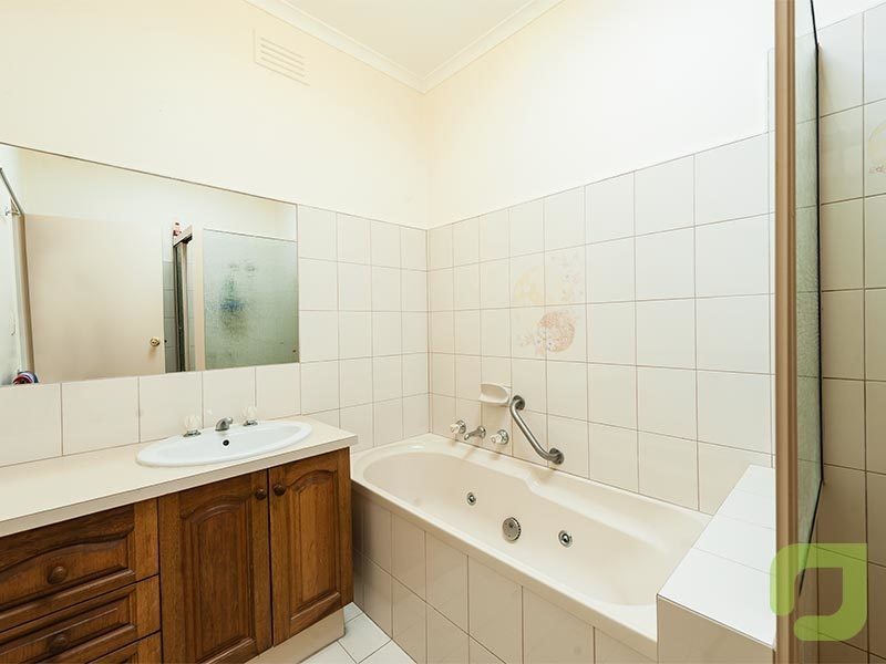 3/2 Upton Street, Altona VIC 3018