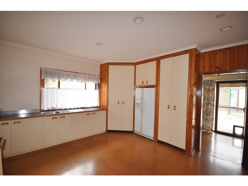 54 Couch Street, Sunshine VIC 3020