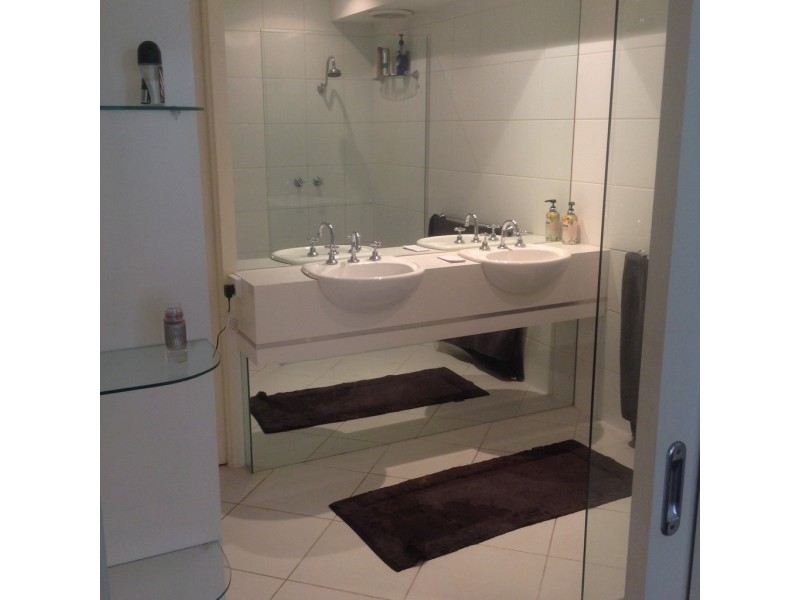 4/3 Canterbury Street, Yarraville VIC 3013