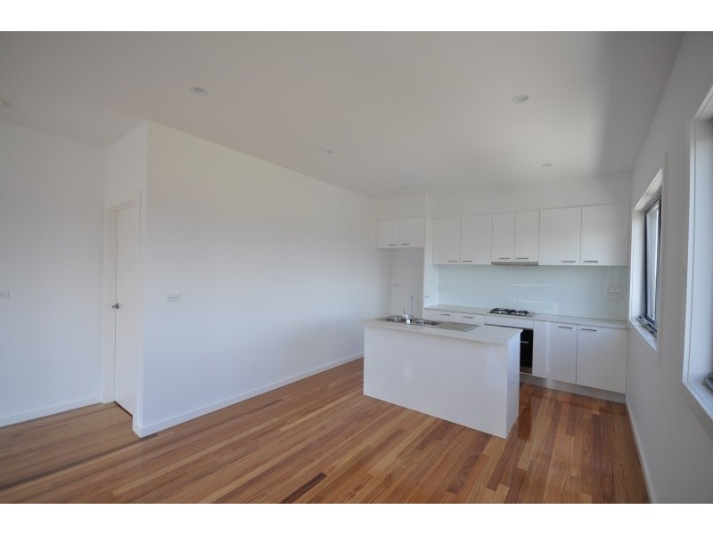 82 Wellington Street, West Footscray VIC 3012